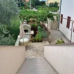 Nevenka By Interhome Appartamento *