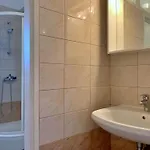 Nevenka By Interhome شقة سيلو