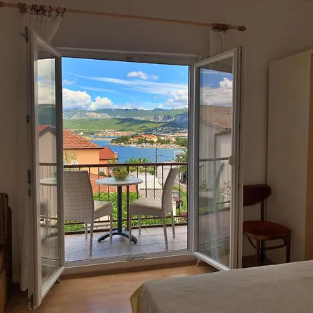 Nevenka By Interhome * Šilo